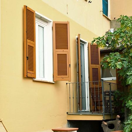 La Casa Del Gallerista Манарола Екстериор снимка